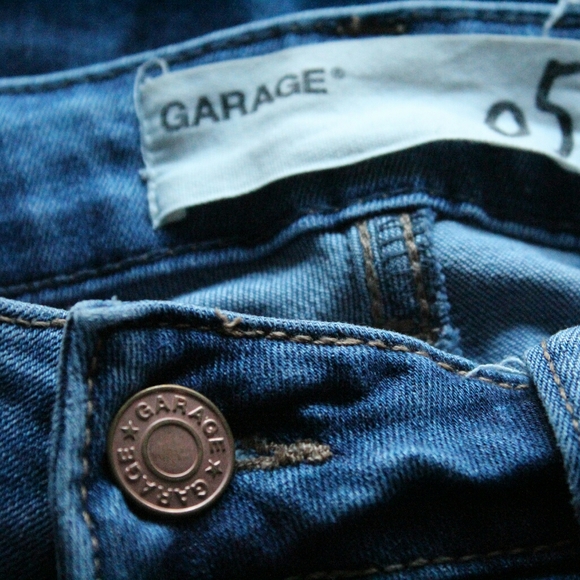 2 pairs mid-rise garage jeans - Picture 2 of 2